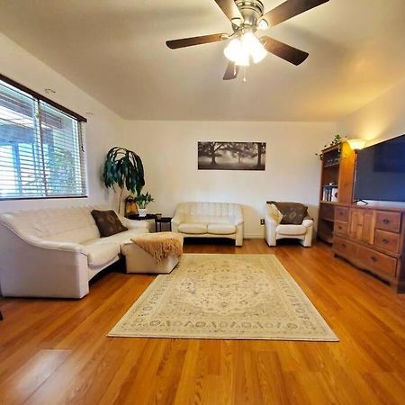 The Greenhouse - 3Bed 2Bath Home In Tahlequah, Ok Eksteriør billede