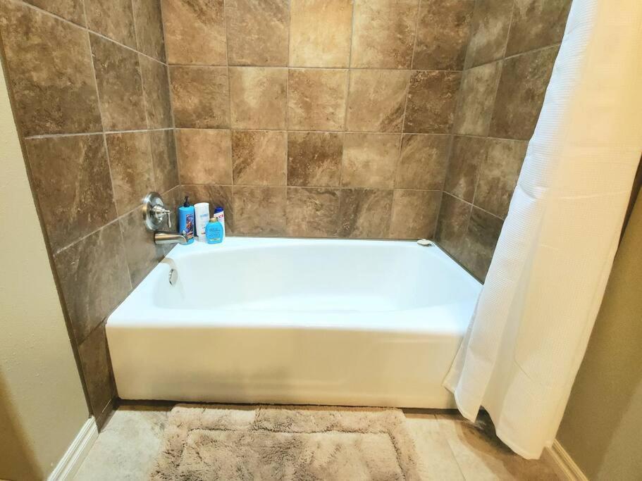 The Greenhouse - 3Bed 2Bath Home In Tahlequah, Ok Eksteriør billede